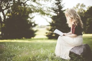 How Do Online Influencers Make Money? How Do Online Influencers Make Money?